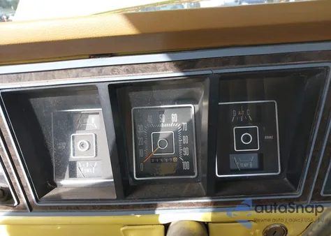 1977 Ford F150 z USA, uszkodzony, nr VIN F15JR001237